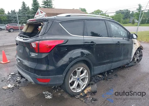 2019 Ford Escape Titanium from USA, damaged, VIN 1FMCU9J95KUB24713